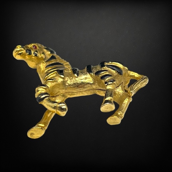 Vintage Gold & Black Stripe Zebra Figural Brooch - Picture 3 of 6